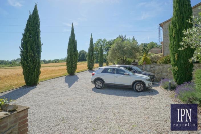Image No.12-2 Bed Villa for sale