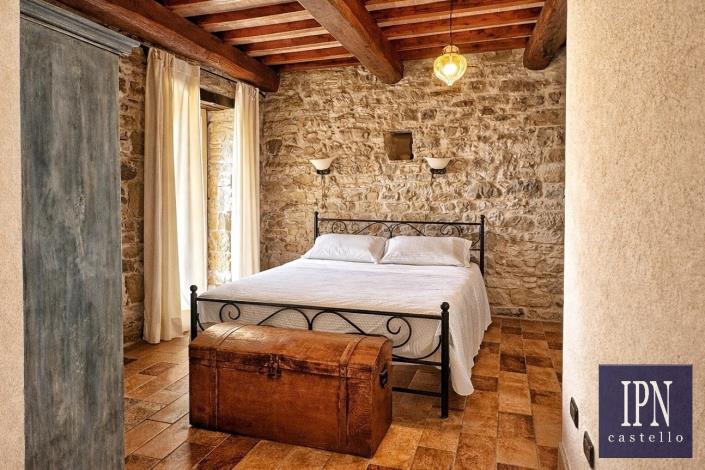 Image No.43-10 Bed Farmhouse for sale