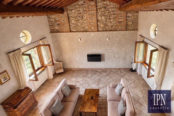 Image No.36-10 Bed Farmhouse for sale