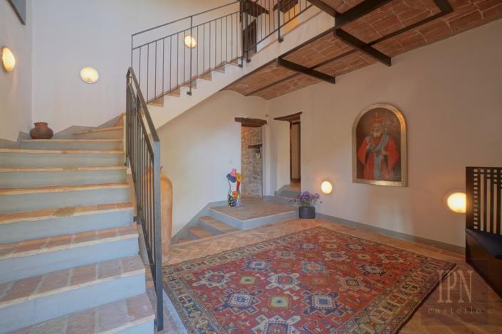 Image No.19-7 Bed Farmhouse for sale