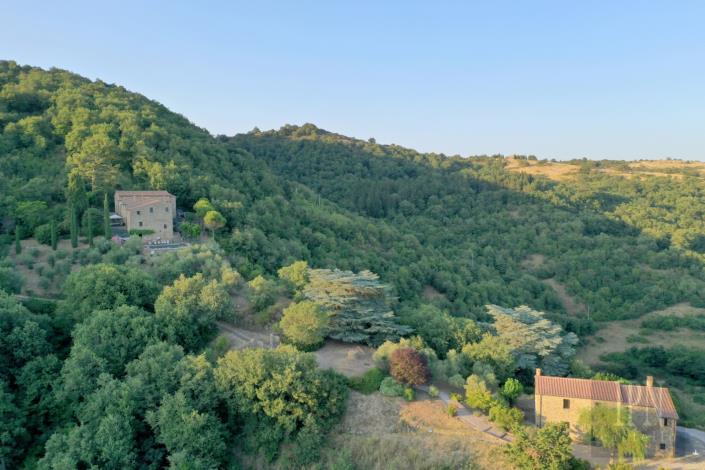 Image No.5-7 Bed Farmhouse for sale