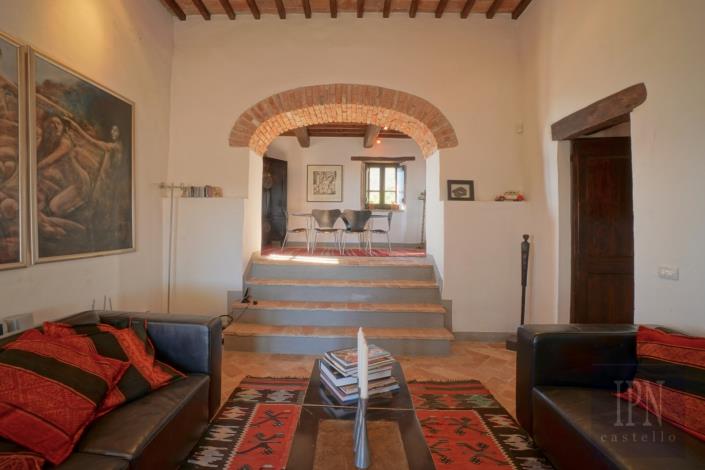 Image No.22-7 Bed Farmhouse for sale