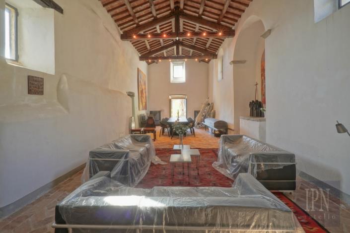 Image No.17-7 Bed Farmhouse for sale