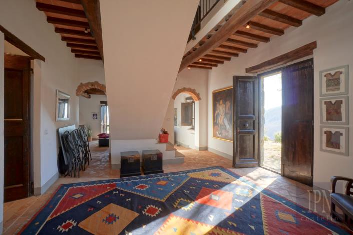 Image No.36-7 Bed Farmhouse for sale