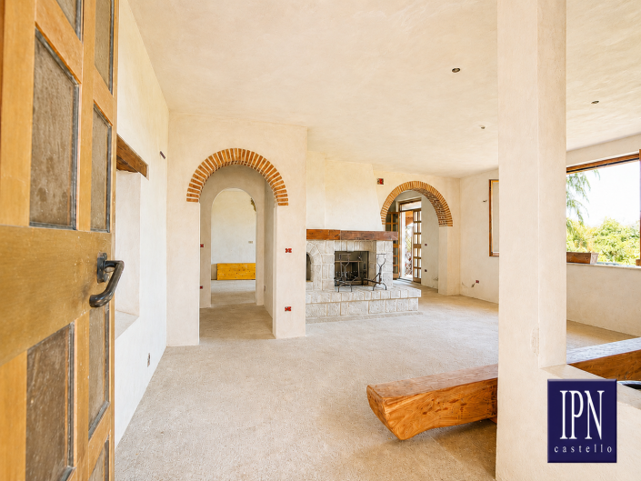 Image No.10-1 Bed House for sale