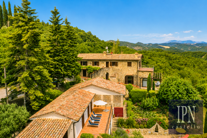 Image No.6-6 Bed Farmhouse for sale
