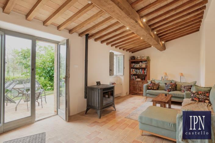 Image No.16-2 Bed House for sale