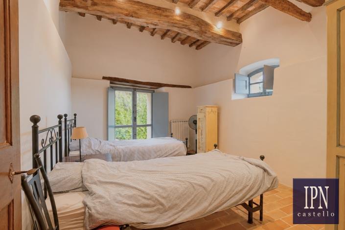 Image No.26-2 Bed House for sale