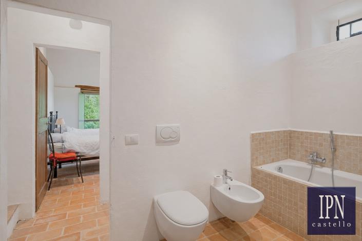 Image No.29-2 Bed House for sale