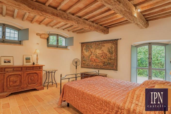 Image No.30-2 Bed House for sale