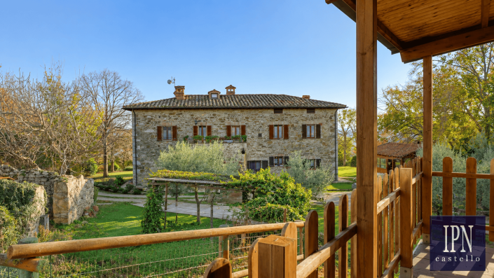 Image No.8-4 Bed Farmhouse for sale