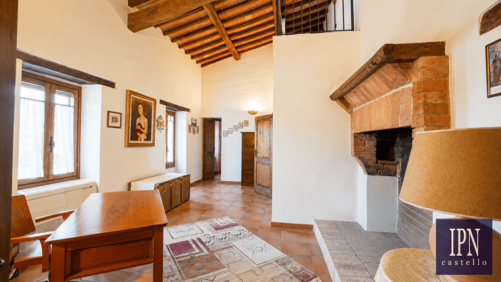 Image No.30-4 Bed Farmhouse for sale