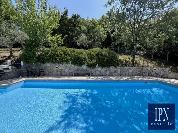 Image No.38-4 Bed Villa / Detached for sale