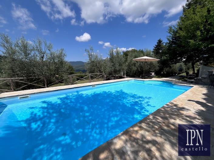 Image No.39-4 Bed Villa / Detached for sale