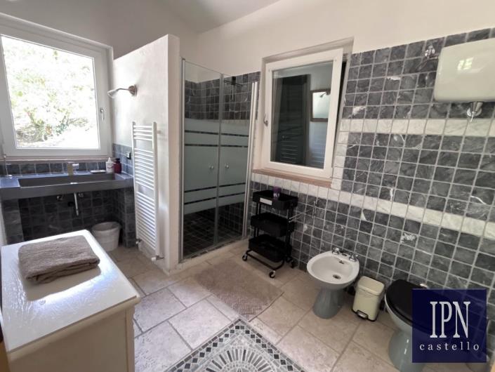Image No.49-4 Bed Villa / Detached for sale
