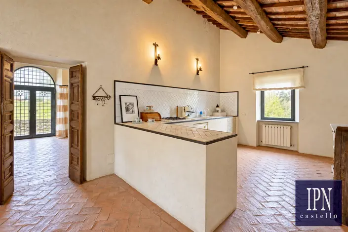 Image No.27-5 Bed House for sale