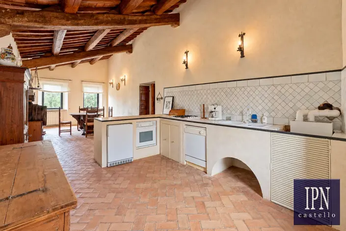 Image No.28-5 Bed House for sale