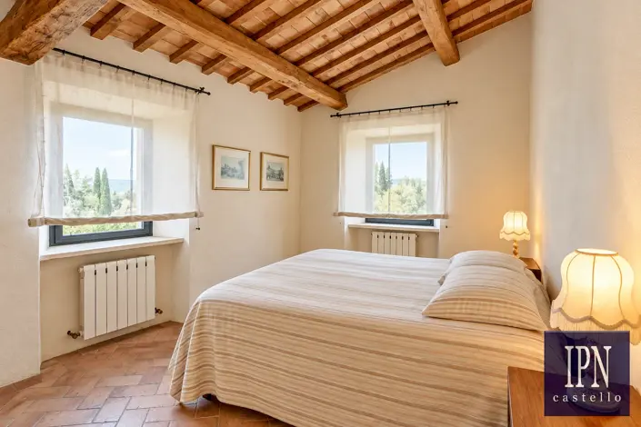 Image No.32-5 Bed House for sale