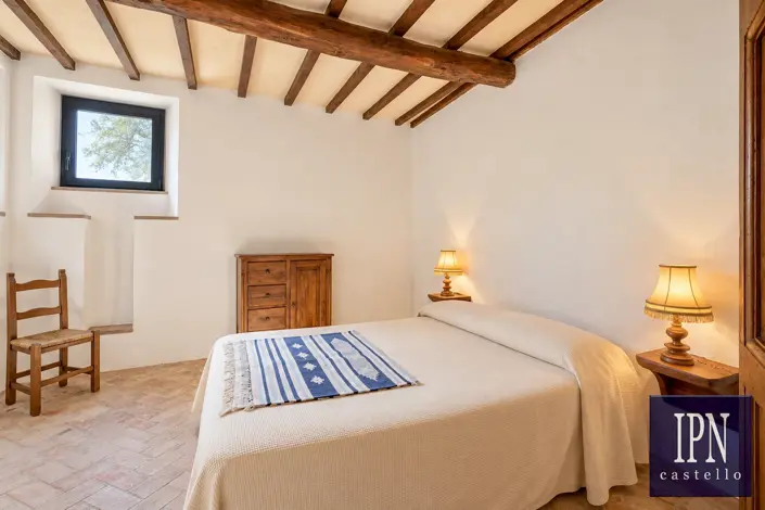 Image No.45-5 Bed House for sale