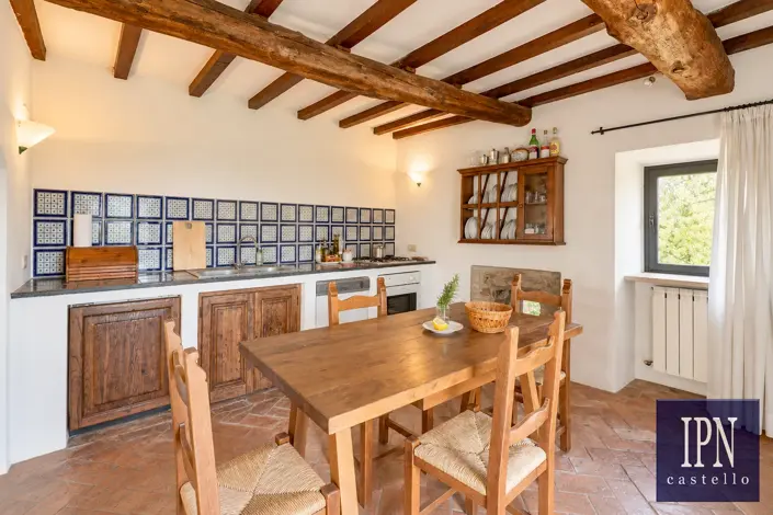Image No.49-5 Bed House for sale