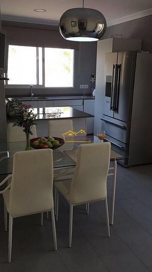 Image No.5-Villa de 5 chambres à vendre à Torrox