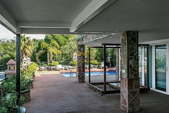 Image No.3-7 Bed Villa for sale