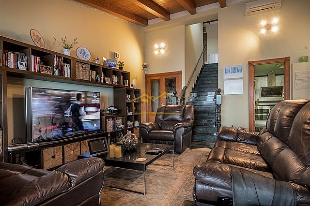 Image No.5-7 Bed Villa for sale