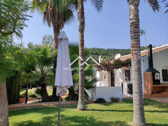 Image No.43-9 Bed Property for sale