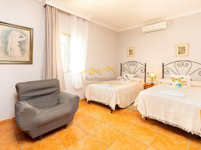 Image No.11-4 Bed Villa for sale