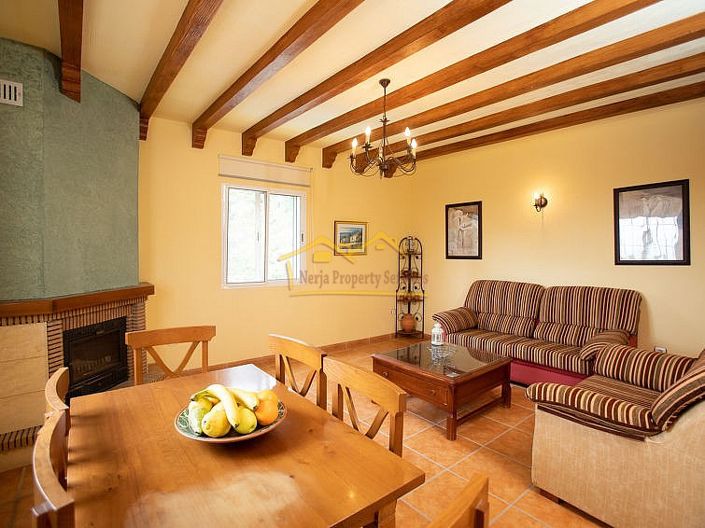 Image No.3-4 Bed Villa for sale