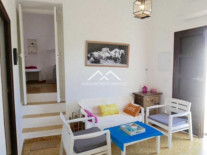 Image No.48-7 Bed Country Property for sale