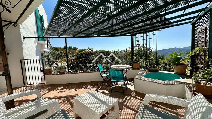 Image No.9-7 Bed Country Property for sale
