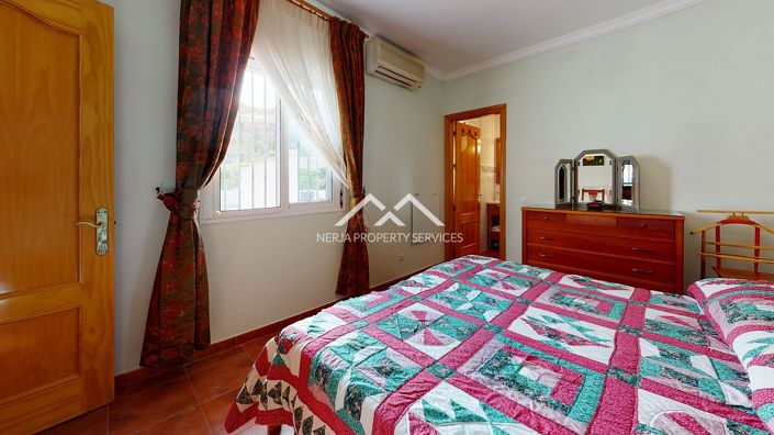 Image No.21-3 Bed Villa for sale