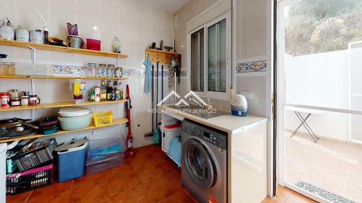 Image No.29-3 Bed Villa for sale