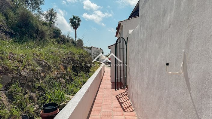 Image No.33-3 Bed Villa for sale