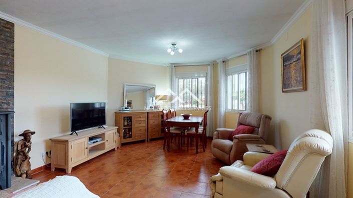 Image No.8-3 Bed Villa for sale