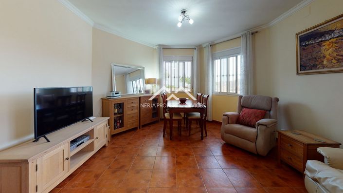 Image No.9-3 Bed Villa for sale