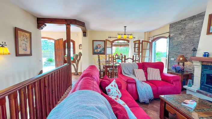 Image No.17-3 Bed Villa for sale