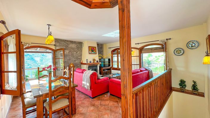 Image No.19-3 Bed Villa for sale