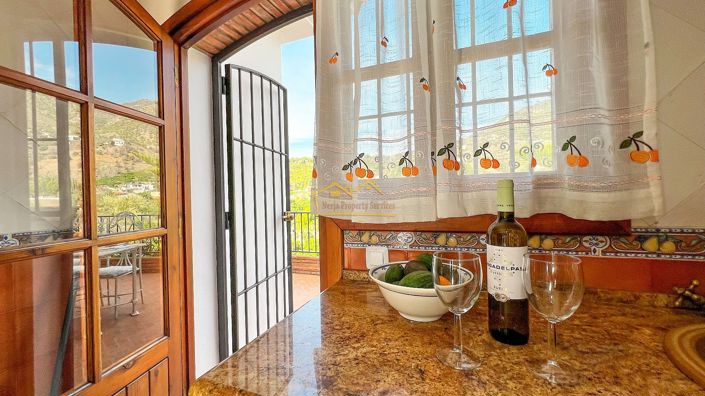 Image No.26-3 Bed Villa for sale