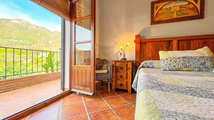 Image No.33-3 Bed Villa for sale