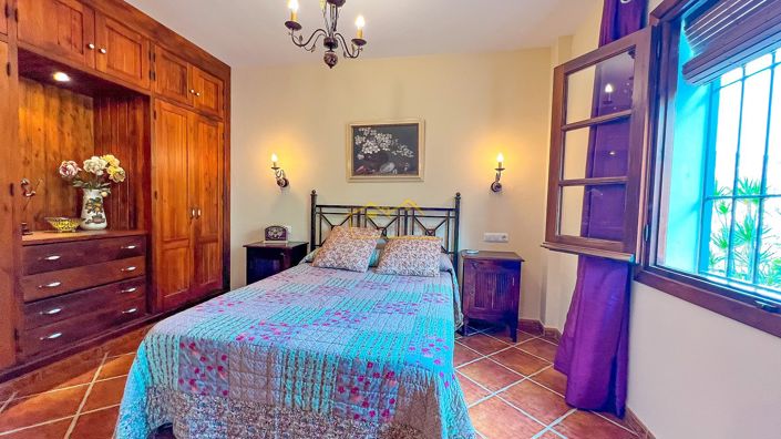 Image No.39-3 Bed Villa for sale