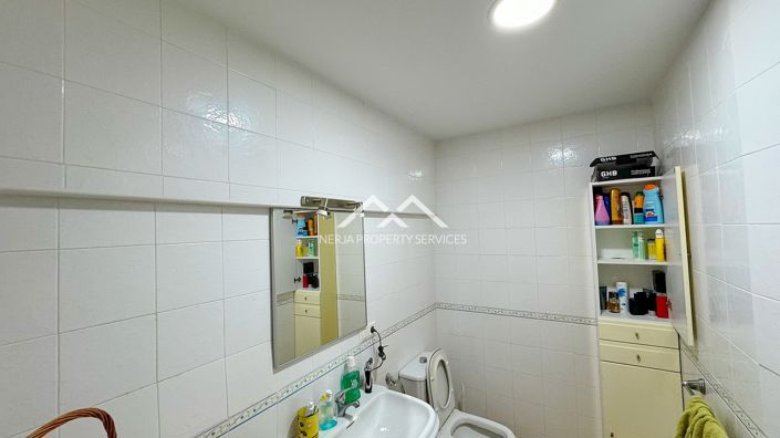 Image No.32-4 Bed House for sale