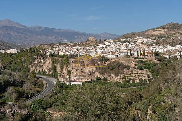 Image No.34-3 Bed Property for sale