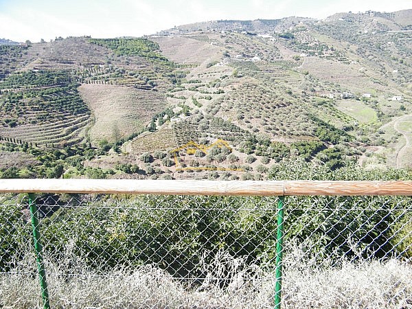 Image No.20-2 Bed Property for sale