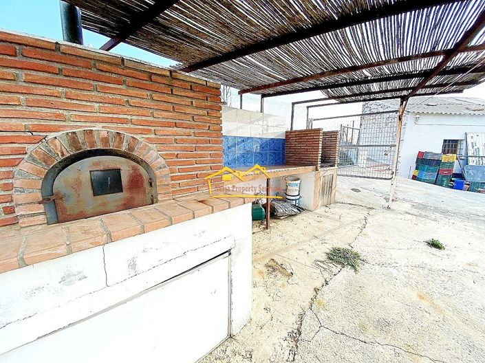 Image No.4-2 Bed Property for sale