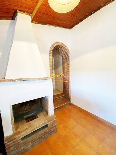 Image No.8-2 Bed Property for sale