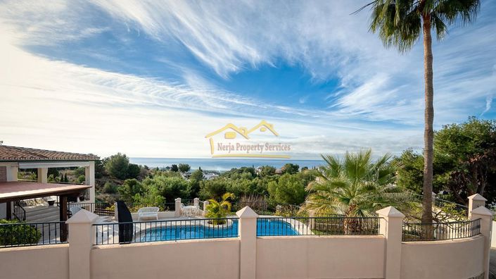 Image No.29-3 Bed Villa for sale