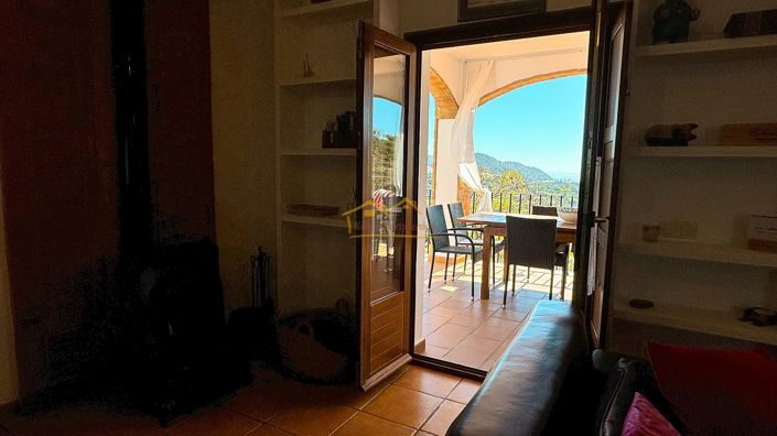 Image No.23-7 Bed Villa for sale