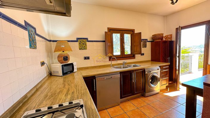 Image No.30-7 Bed Villa for sale